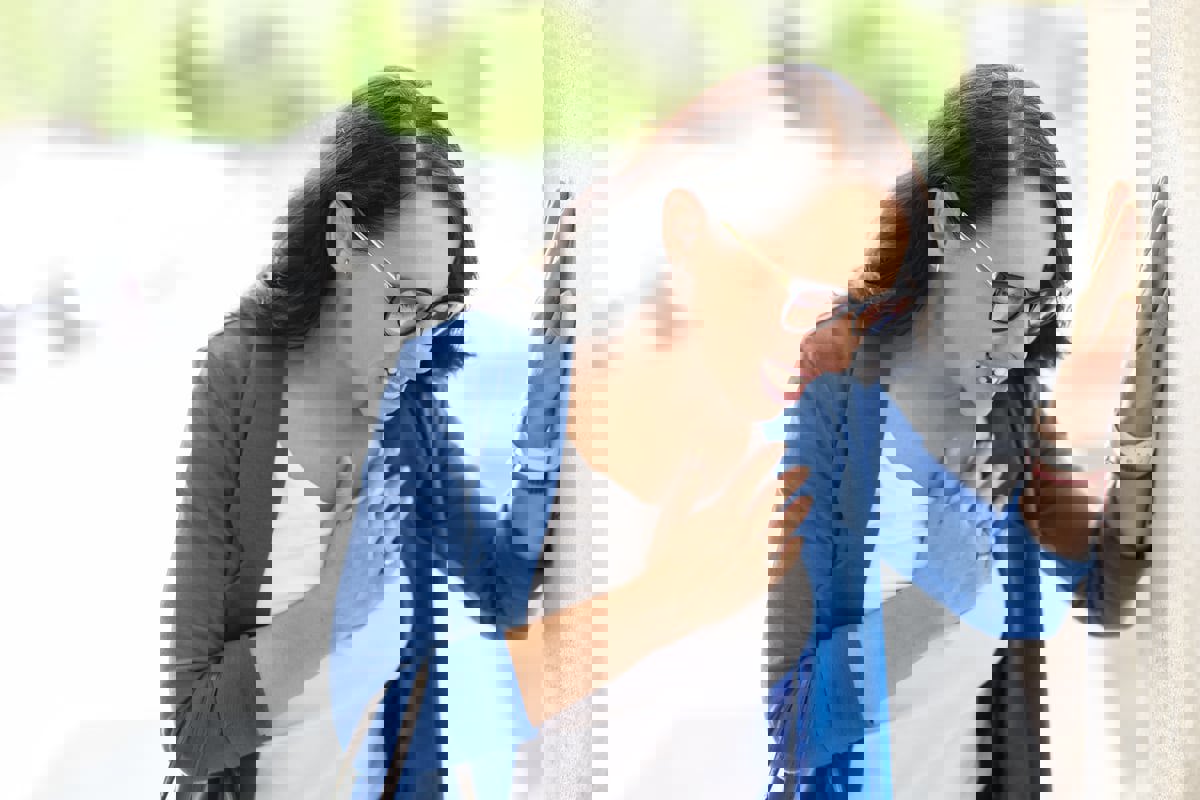 لماذا نشعر بزيادة ضربات القلب في الصباح الباكر؟