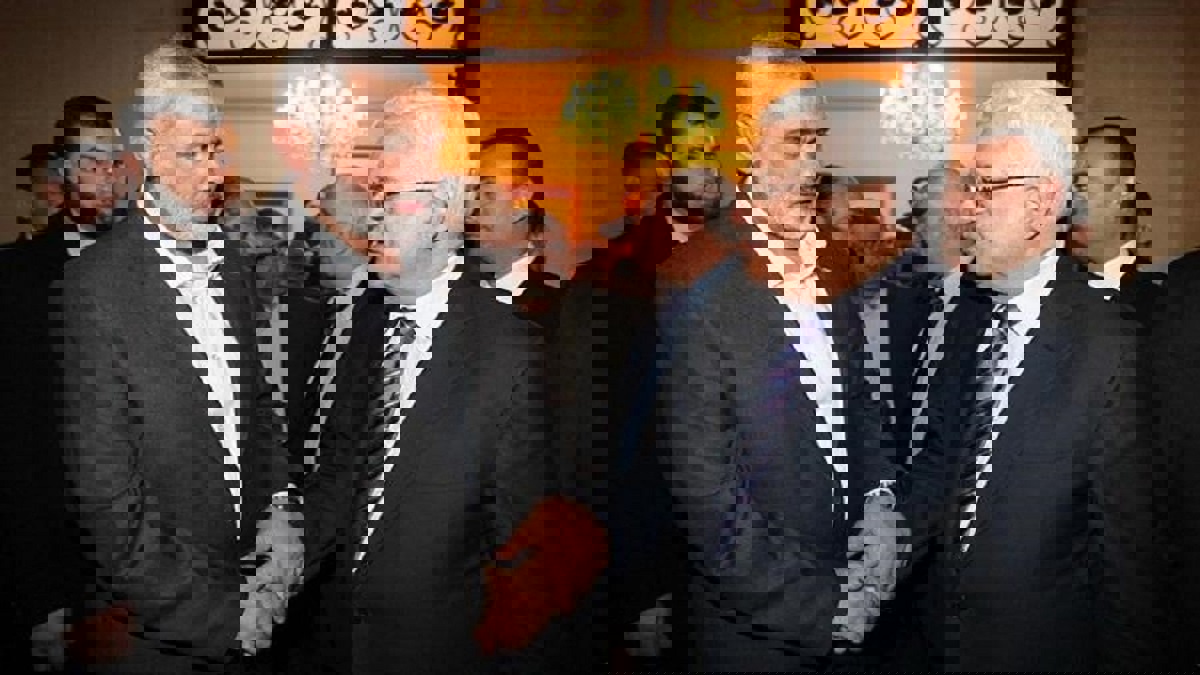 سجال سياسي وإعلامي بين "حماس" و"فتح" حول تأجيل زيارة وفد منظمة التحرير لغزة