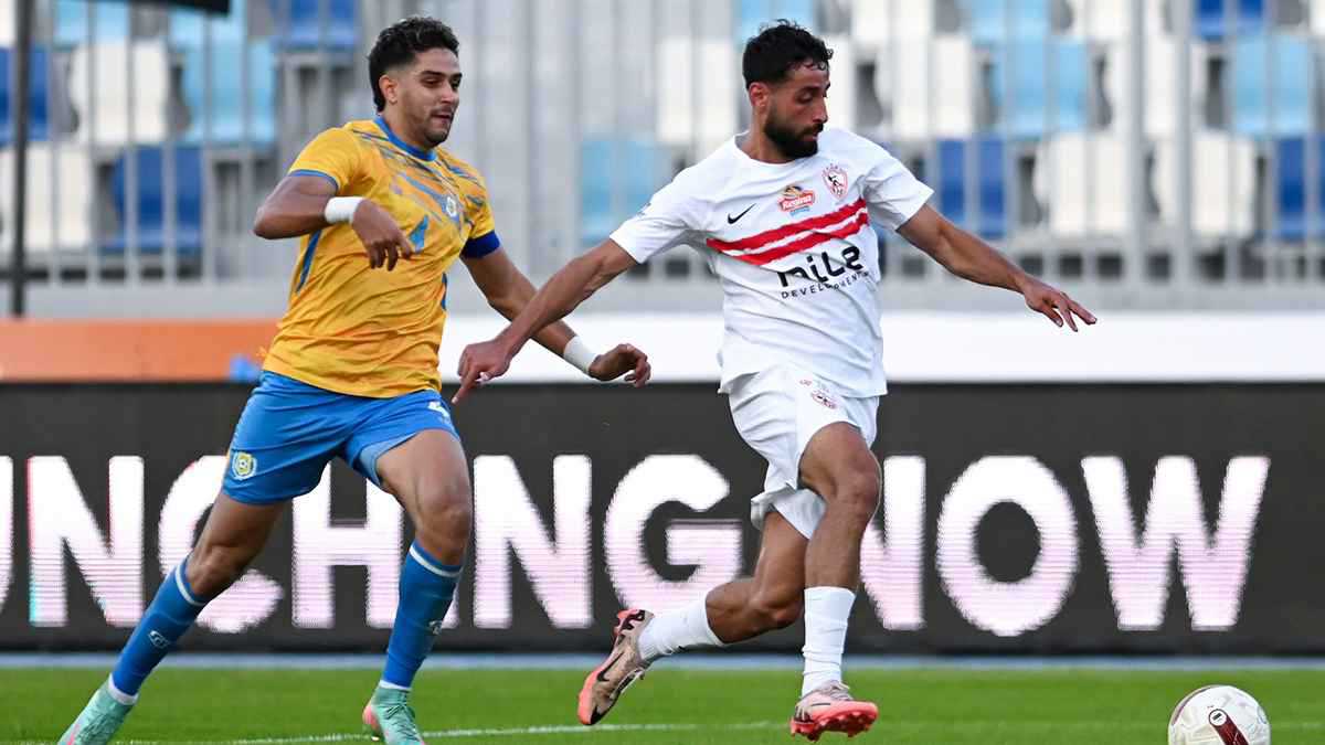 على الطريقة اليابانية.. تعليمات جون إدوارد تبهر مسؤولي ملعب مباراة الزمالك(صورة)