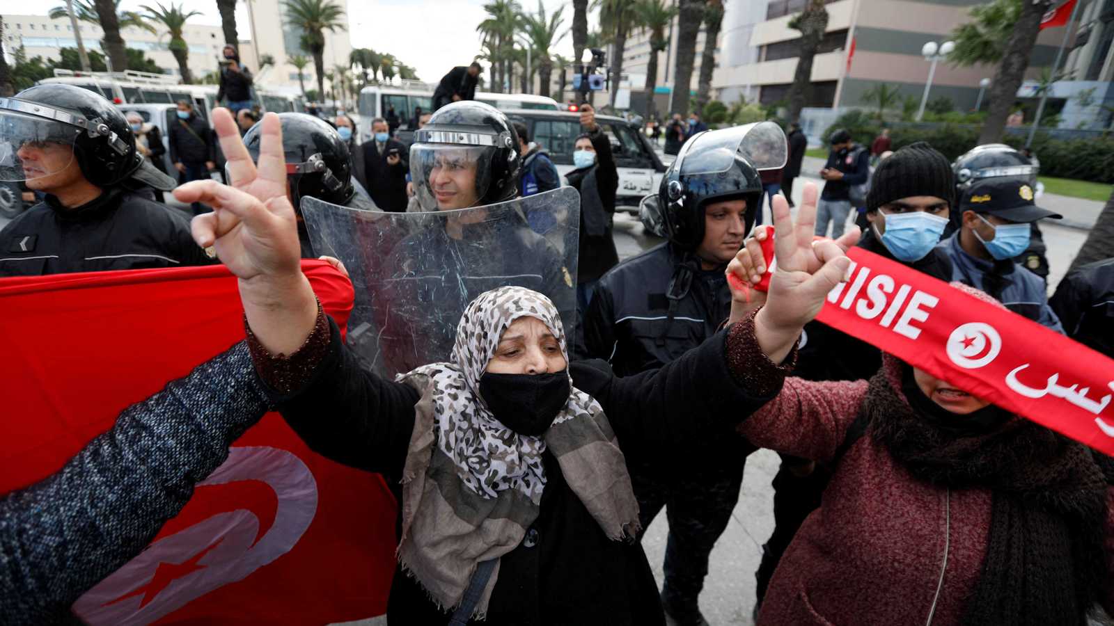 بعد جمود طويل.. هل تنجح المعارضة التونسية في تحريك الشارع؟