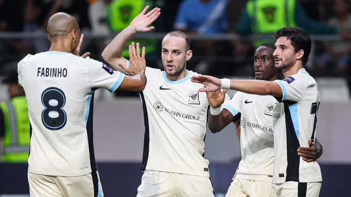 أكثر لاعب أبهر جماهير الاتحاد في الفوز الكبير على الشرطة