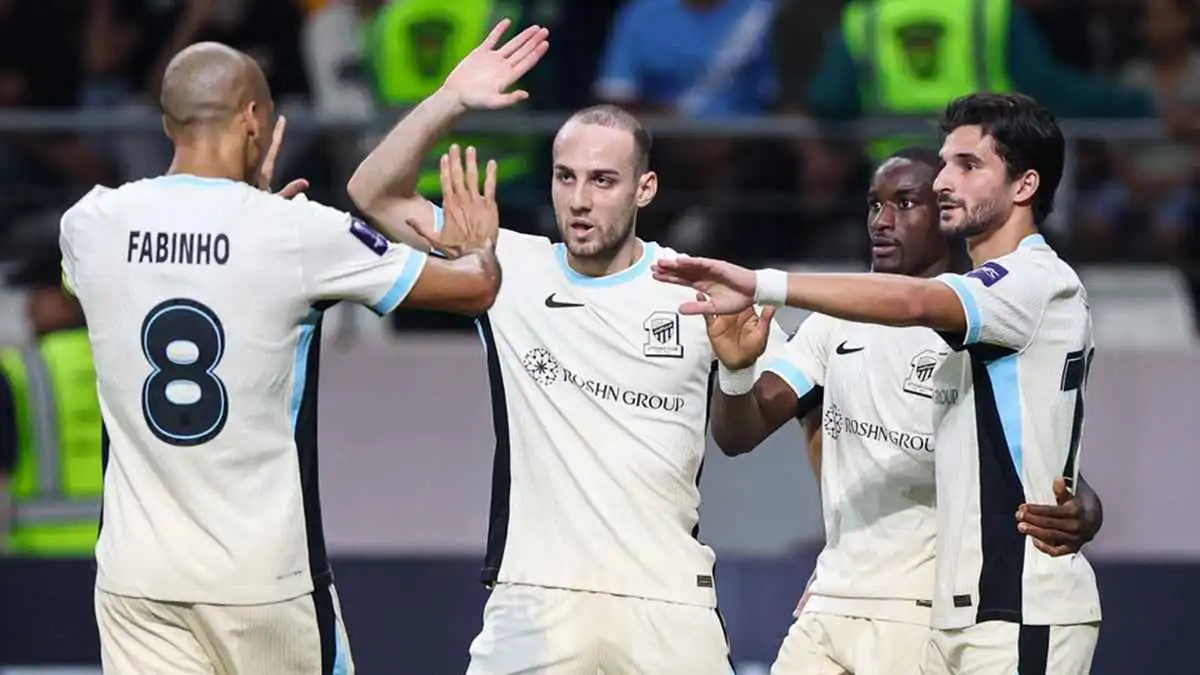 أكثر لاعب أبهر جماهير الاتحاد في الفوز الكبير على الشرطة