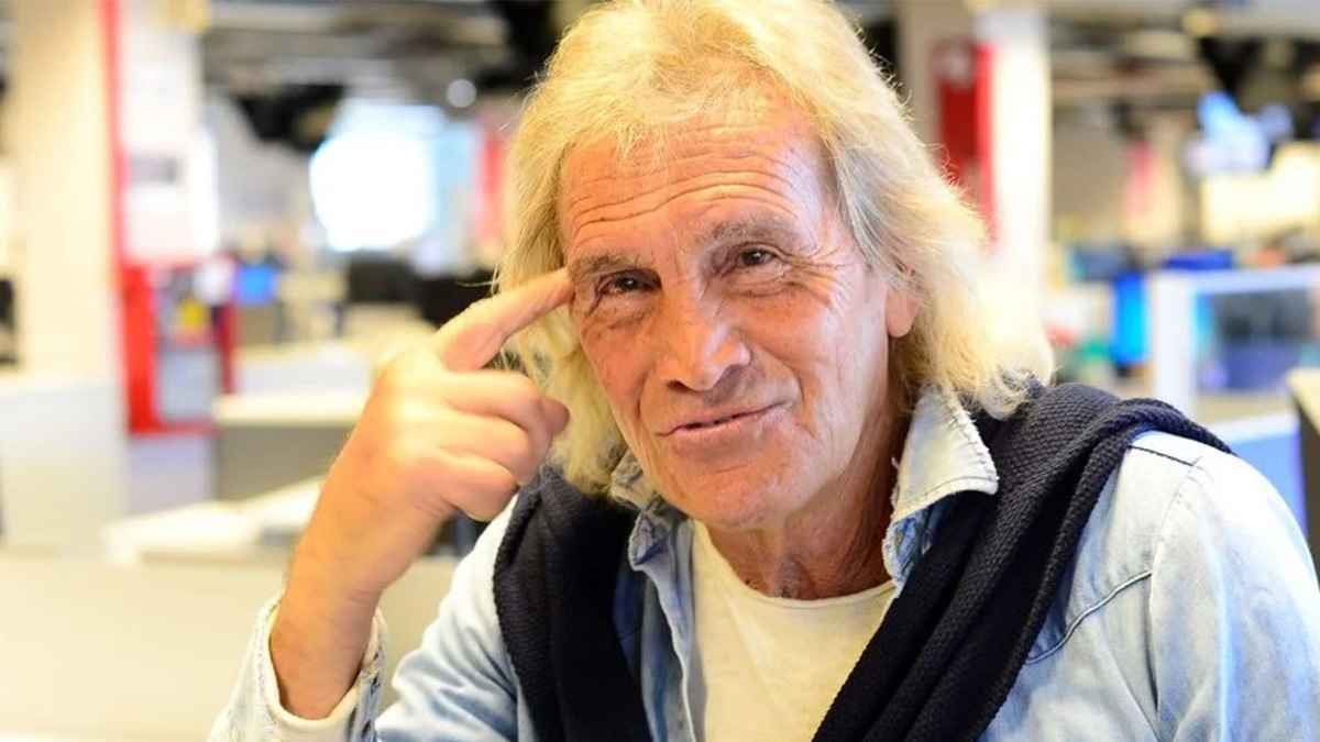 الكرة الأرجنتينية تفقد أيقونتها.. وفاة "المجنون" غاتي