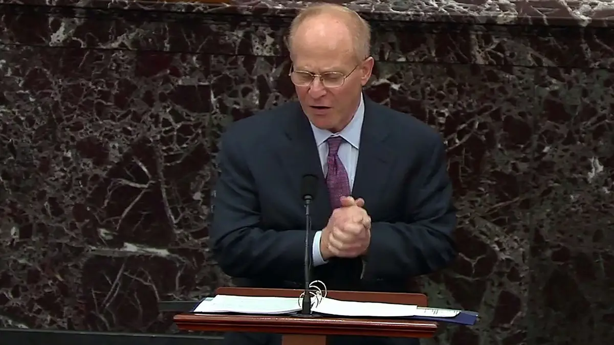 أحد محامي ترامب: المحاكمة سياسية وستمزق أمريكا