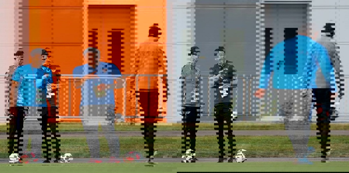 الجماهير الأوكرانية تصب غضبها على صفحة الفيفا.. والاتحاد الأوكراني يعرض تحمل غرامة فوكويفيتش