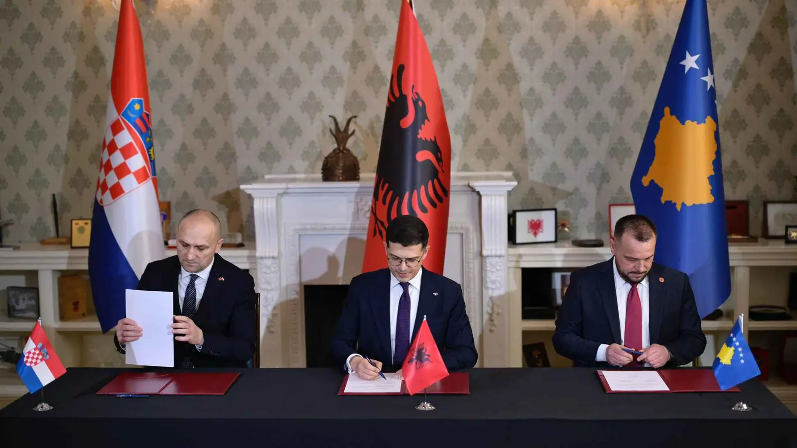 هل تهدد التحالفات العسكرية الجديدة "السلام" في شرق البلقان؟