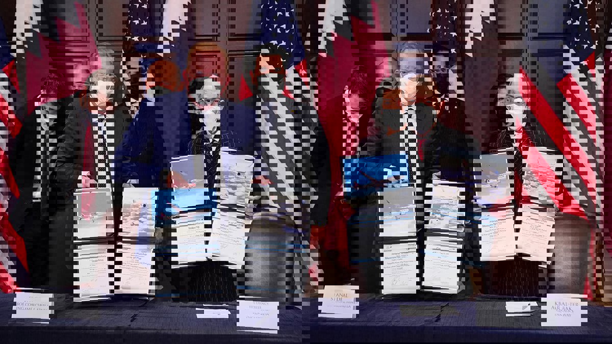 بالتزامن مع زيارة أمير قطر لواشنطن.. الخطوط القطرية تبرم صفقة ضخمة مع بوينغ