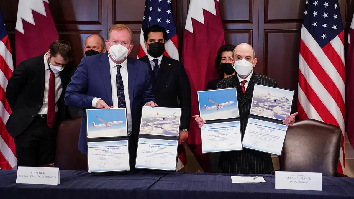 بالتزامن مع زيارة أمير قطر لواشنطن.. الخطوط القطرية تبرم صفقة ضخمة مع بوينغ