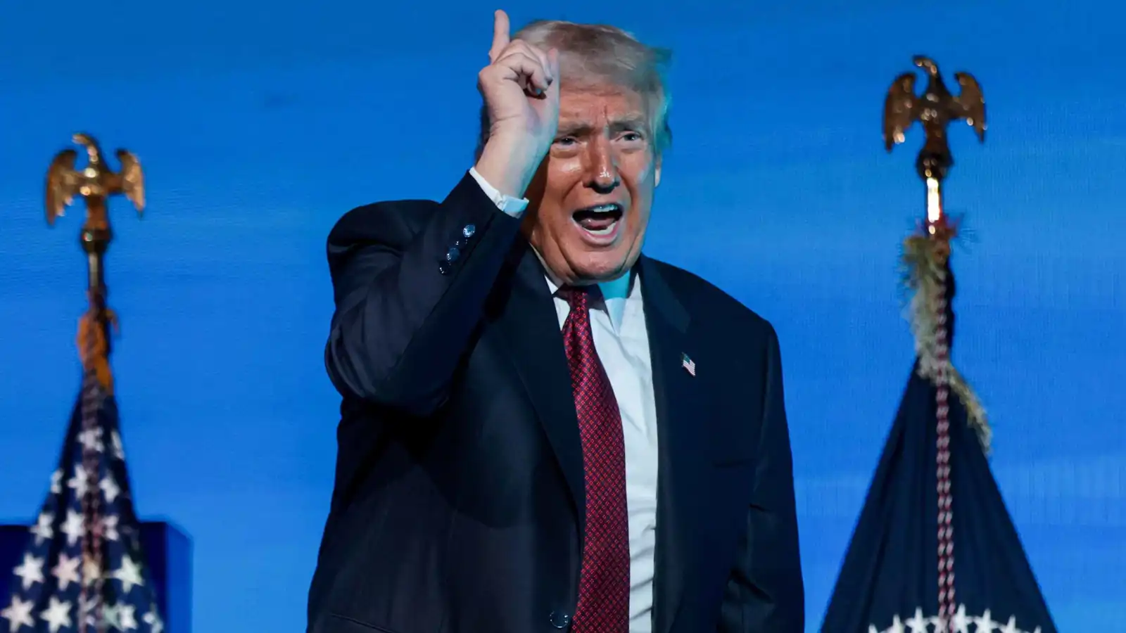 حسابات متغيرة.. هل يسقط ترامب الخيار العسكري من خطته تجاه فنزويلا؟