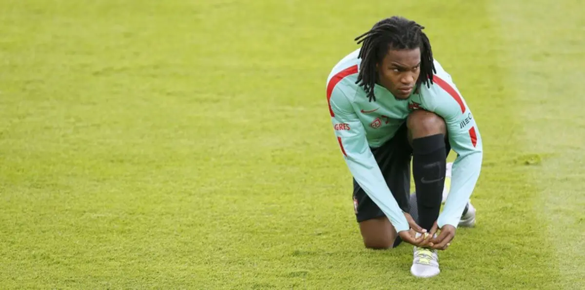 فيديو ينهي الجدل حول سن ريناتو سانشيز الحقيقي