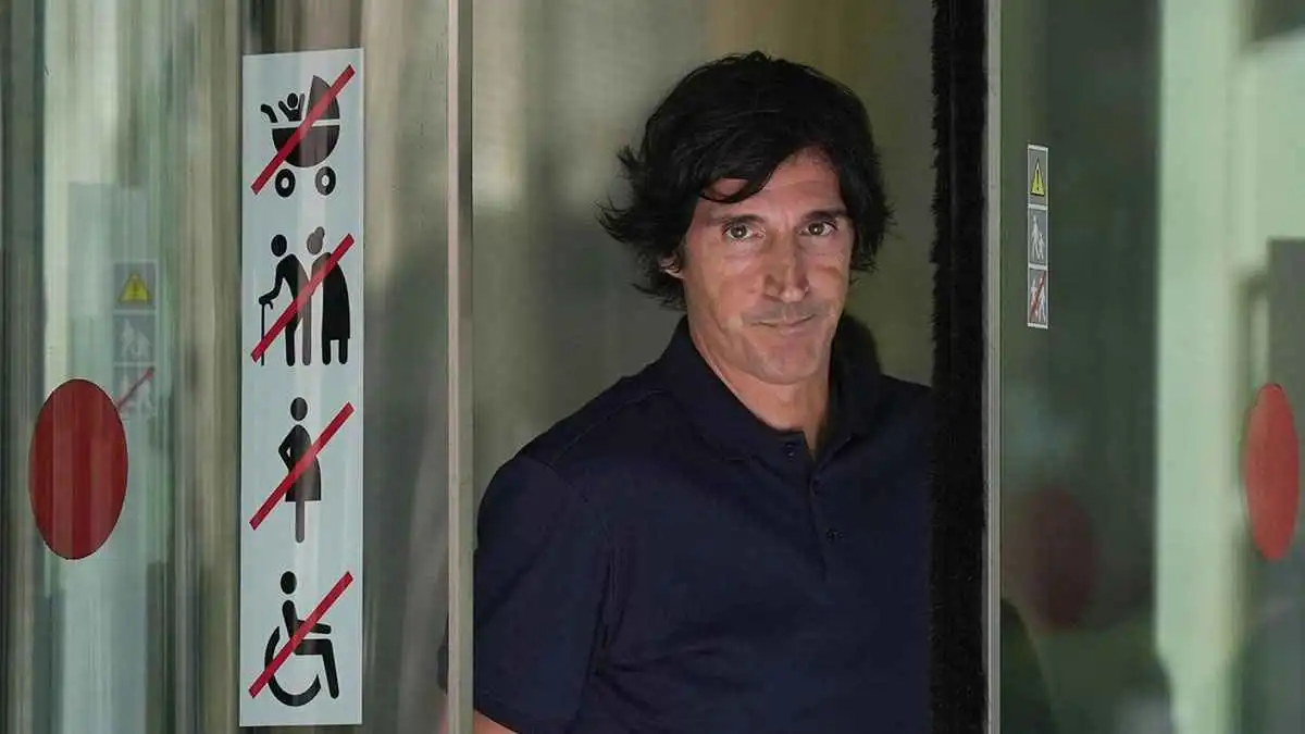 الحصول على أموال من برشلونة تصرف غير أخلاقي.. نص اعترافات نجل نيغريرا الخطيرة