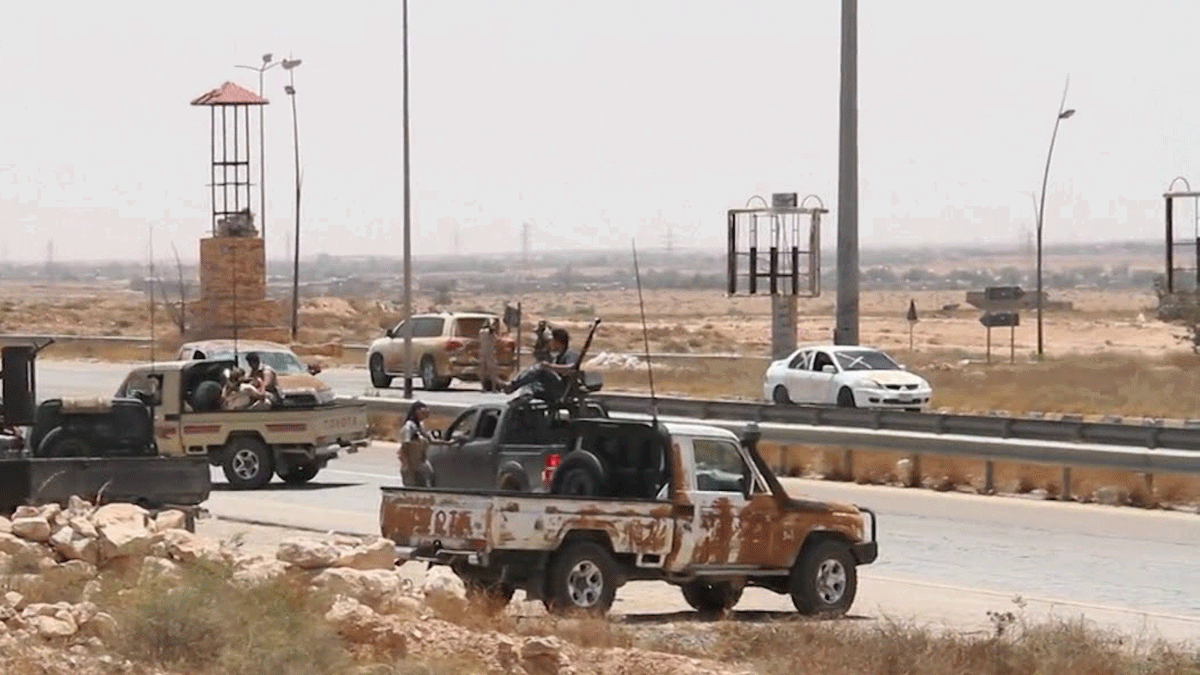 بهدف ضمان وضع المدينة خلال الفترة المقبلة.. وفد من مصراته يلتقي حفتر في بنغازي