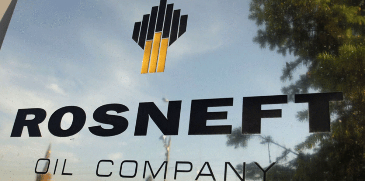 روسيا توقع صفقة لبيع حصة في "روسنفت" إلى قطر