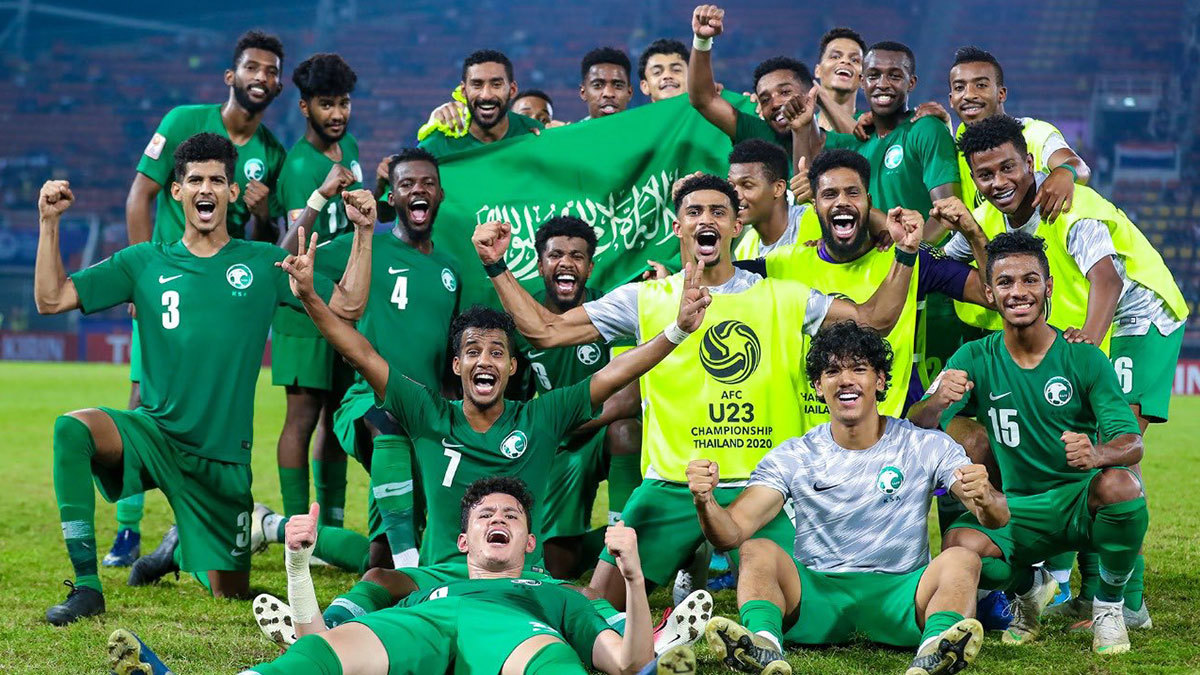 الموعد والقنوات الناقلة والتشكيلة المتوقعة.. كل ما تريد معرفته عن مباراة السعودية وأوزبكستان في موقعة حسم تذكرة الأولمبياد