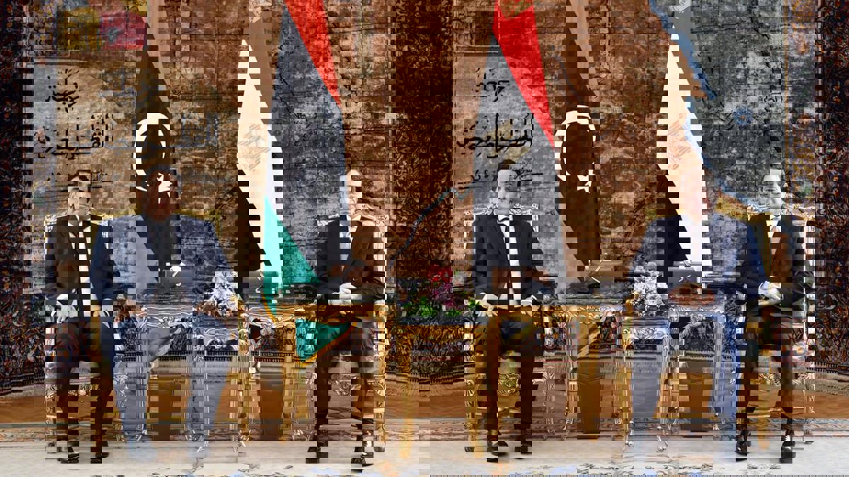 السيسي يلتقي المنفي ويؤكد دعم مصر الكامل لوحدة ليبيا