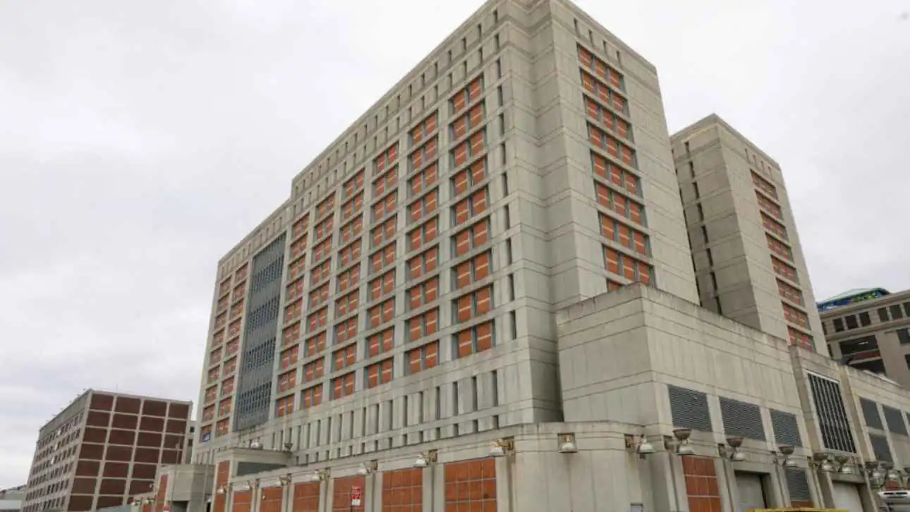 أين سيحتجز مادورو لحين محاكمته؟ (صور)