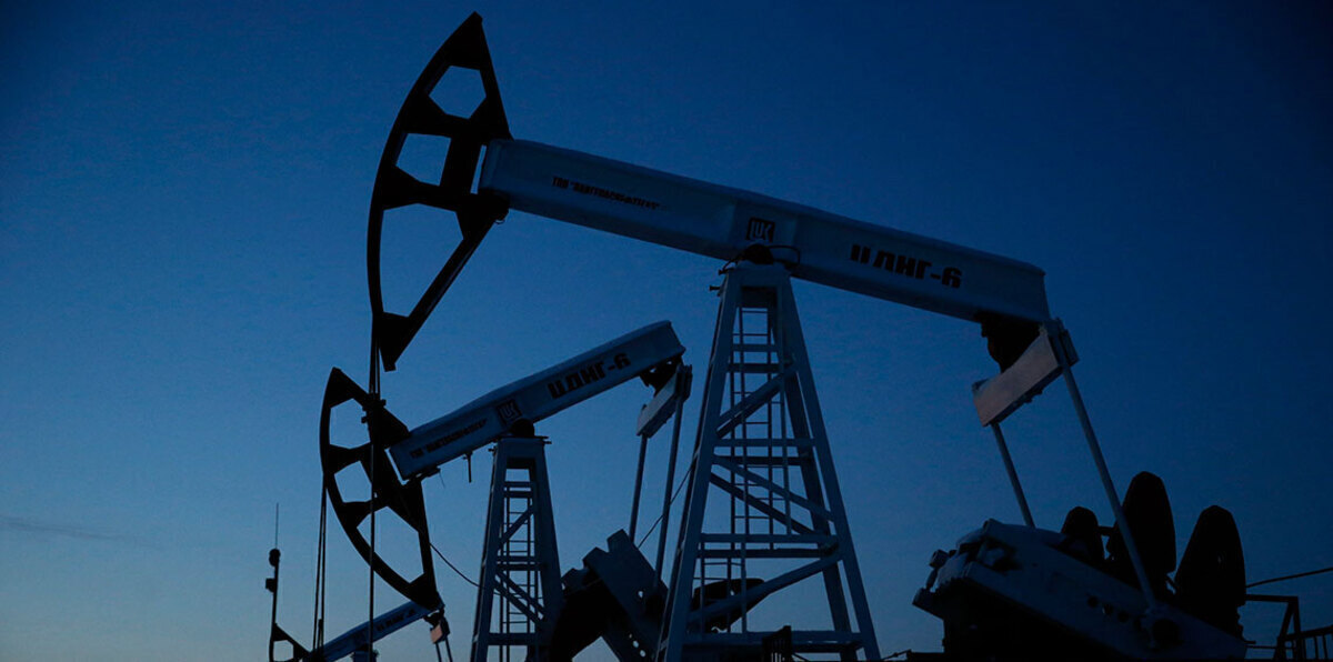 أسعار النفط تواصل الارتفاع.. برنت عند 70 دولارًا بفعل تخفيضات أوبك