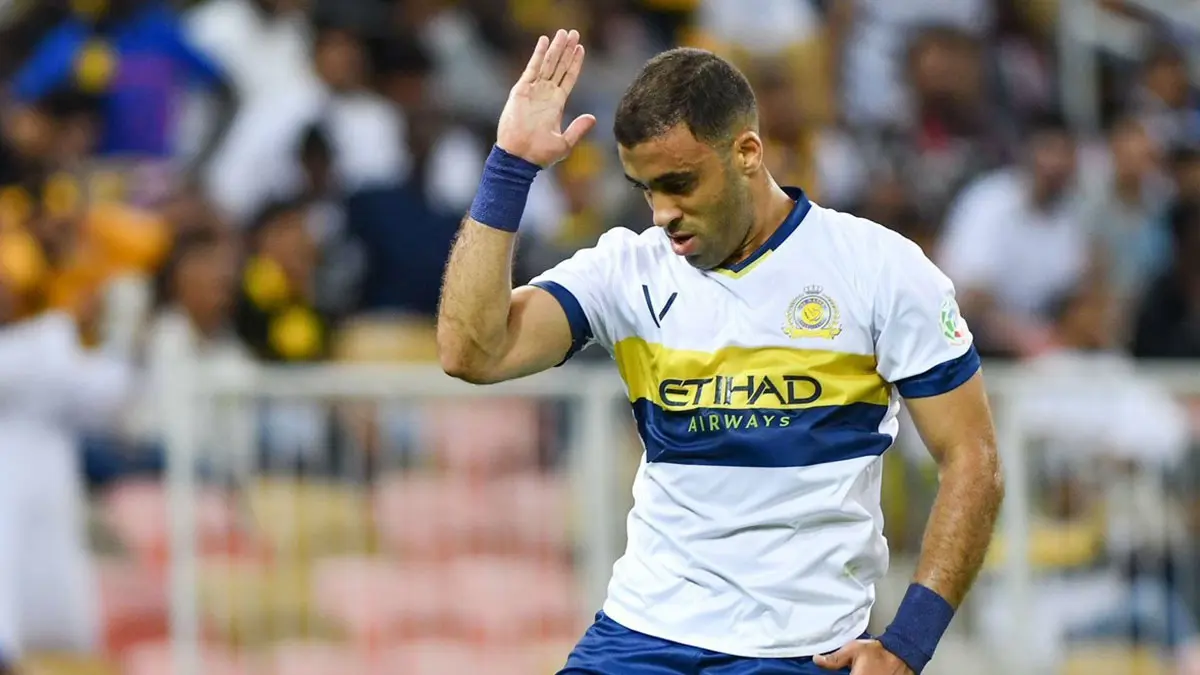 سلمان المطيويع يثير أزمة مجددًا بسبب مهاجم نادي النصر عبدالرزاق حمدالله (فيديو)‎