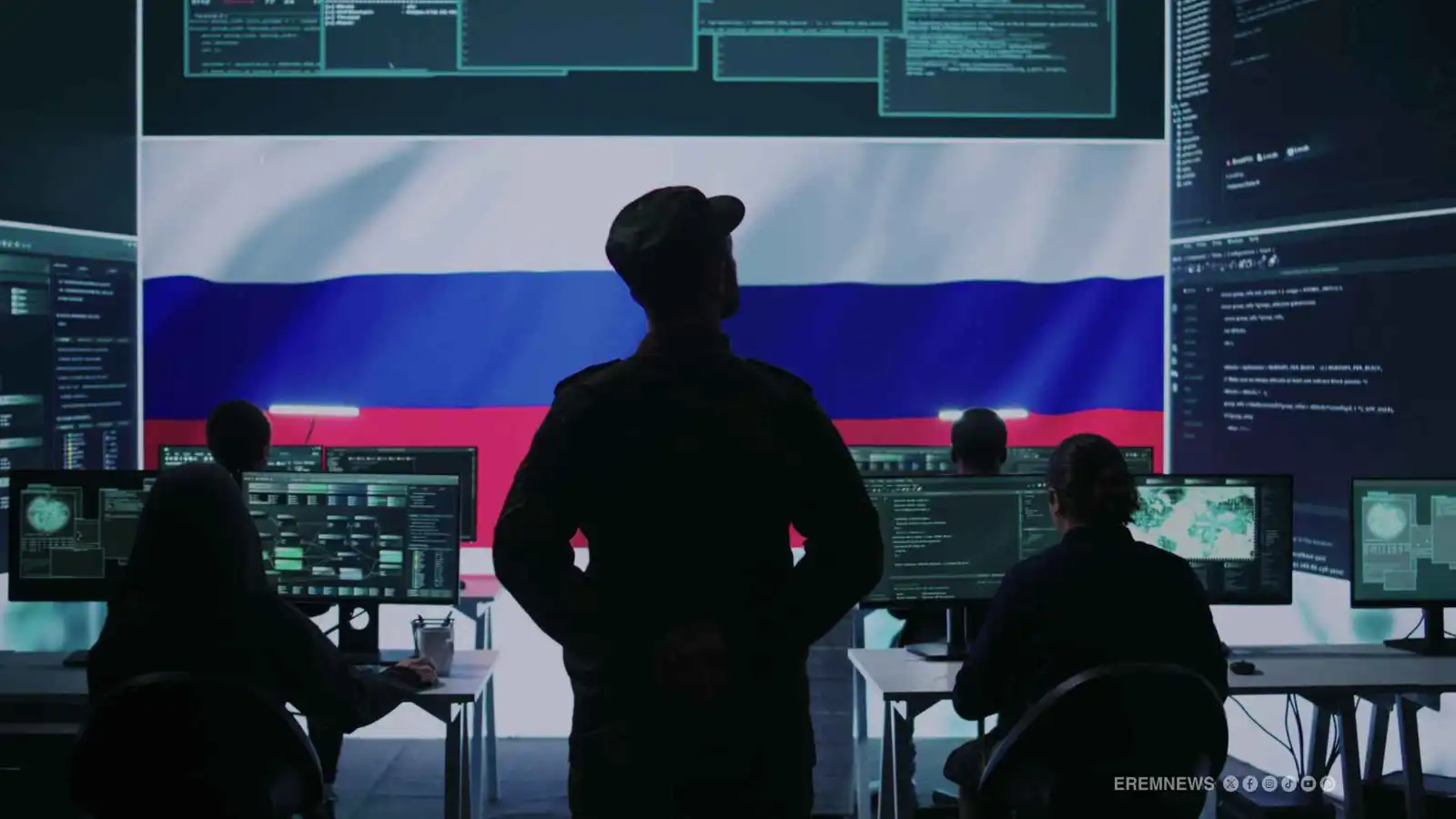 موسكو تضع إحداثيات المدمرات الأمريكية في جيب إيران (فيديو إرم)