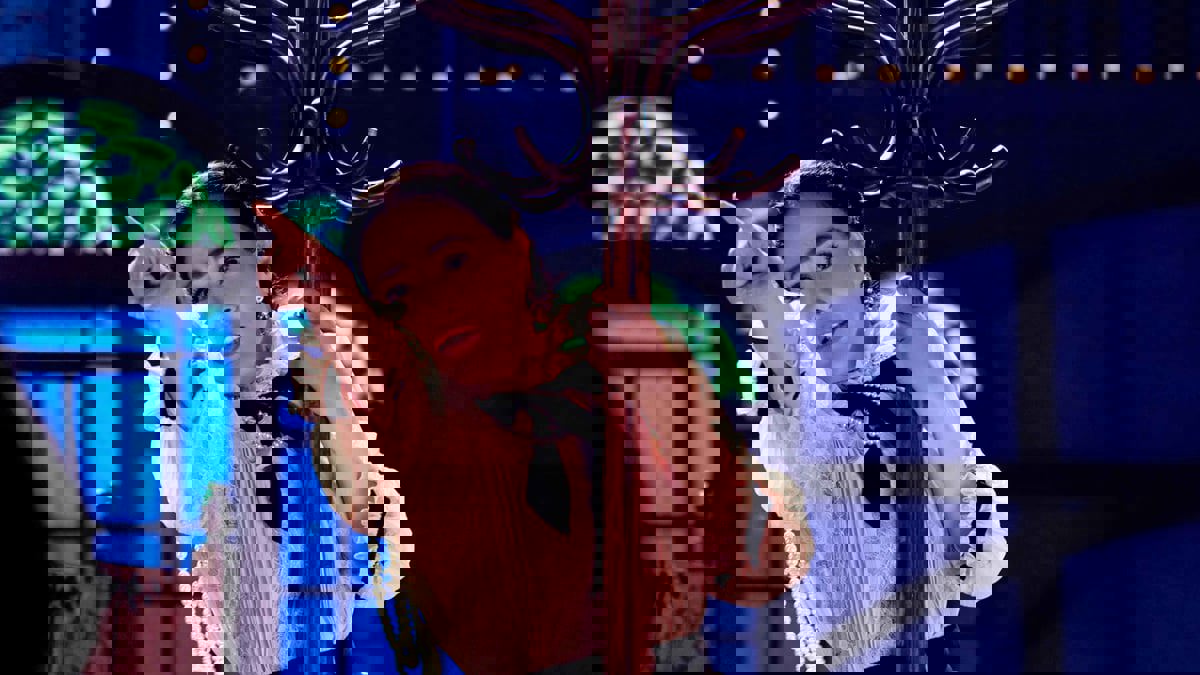 أول تعليق من شيريهان بعد نجاح عودتها للفن بعرض "كوكو شانيل"