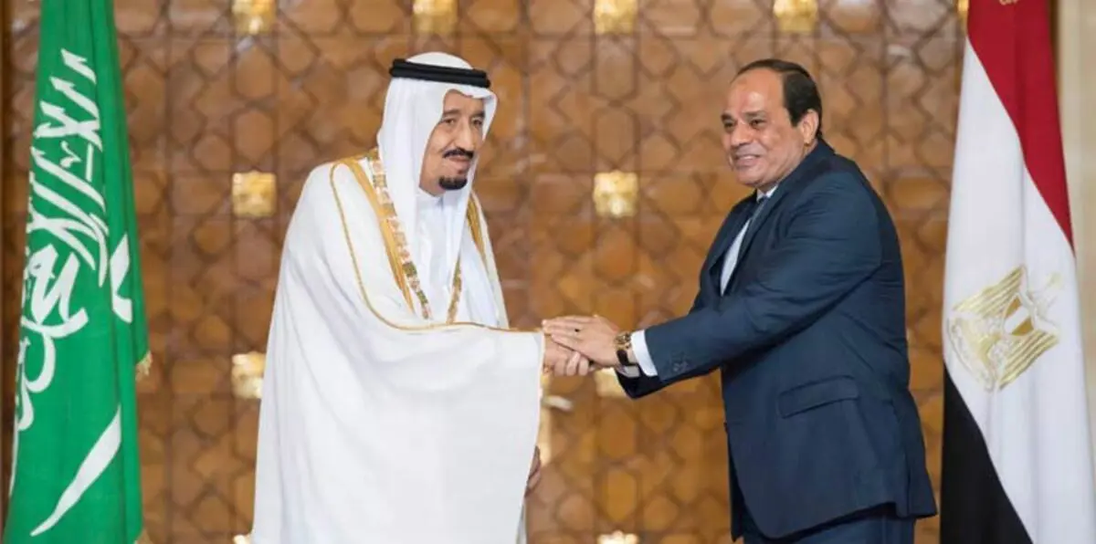 مأدبة الملك سلمان تجمع الأزهر والكنيسة وأسرتي ناصر والسادات (صور)