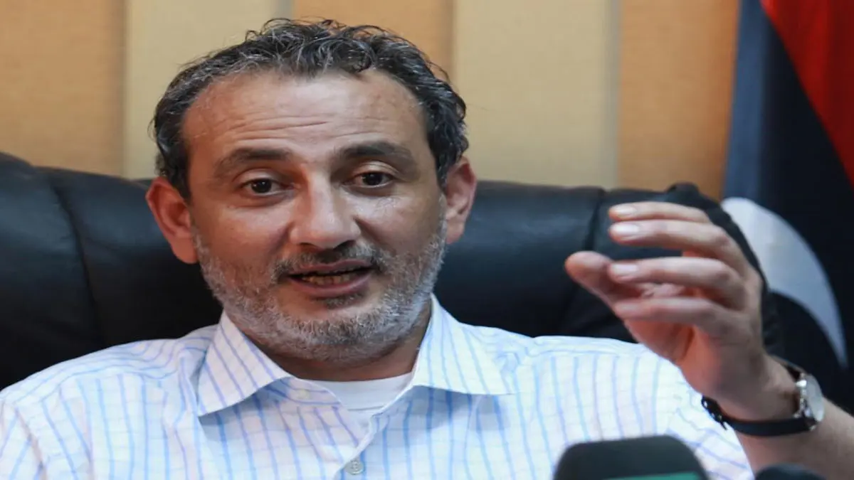 وزير دفاع الوفاق الليبية السابق يطالب السراج بإعادته إلى منصبه