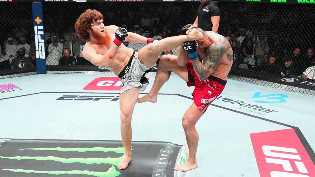 شارا محمدوف يهزم باريولت بعد نزال ملتهب (فيديو)