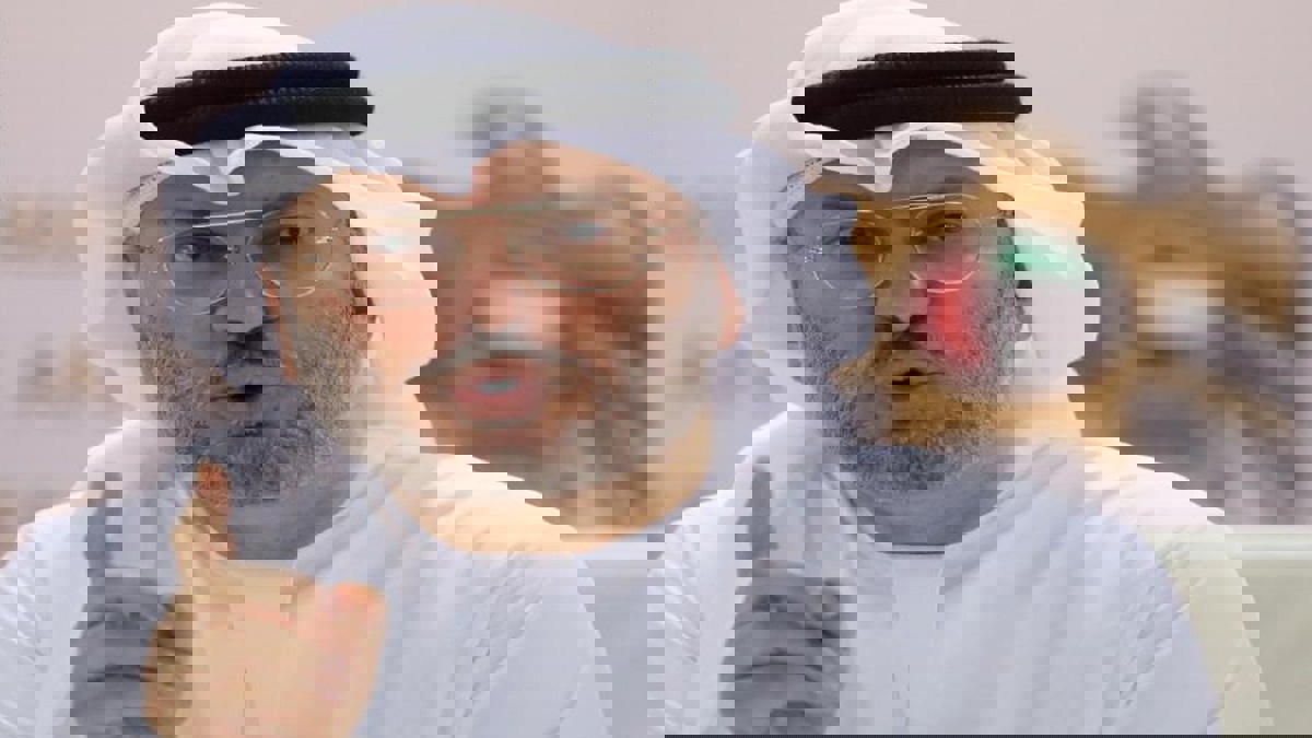 الإمارات تدين اغتيال اثنين من موظفي "الهلال الأحمر" في عدن 