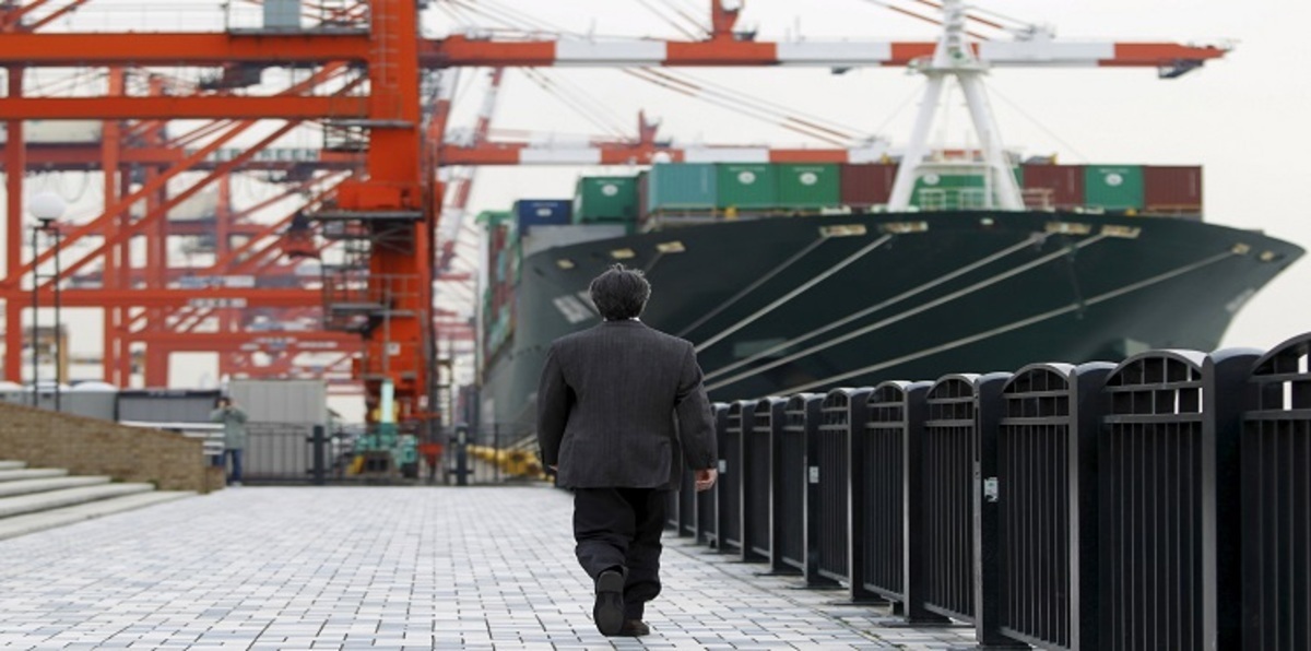 الاقتصاد الياباني ينكمش بـ 0.4% في الربع الأخير من 2015