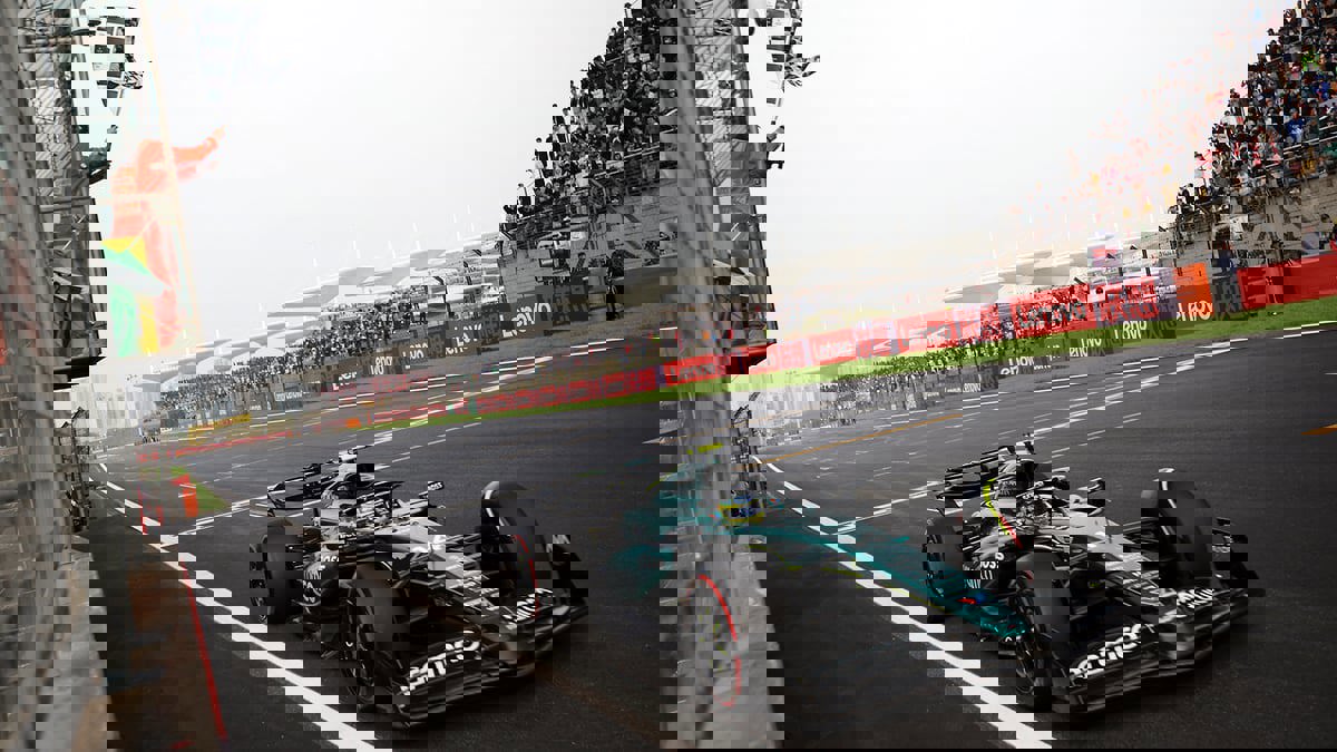 أستون مارتن يحتج على نتائج التجارب التأهيلية لسباق الصين