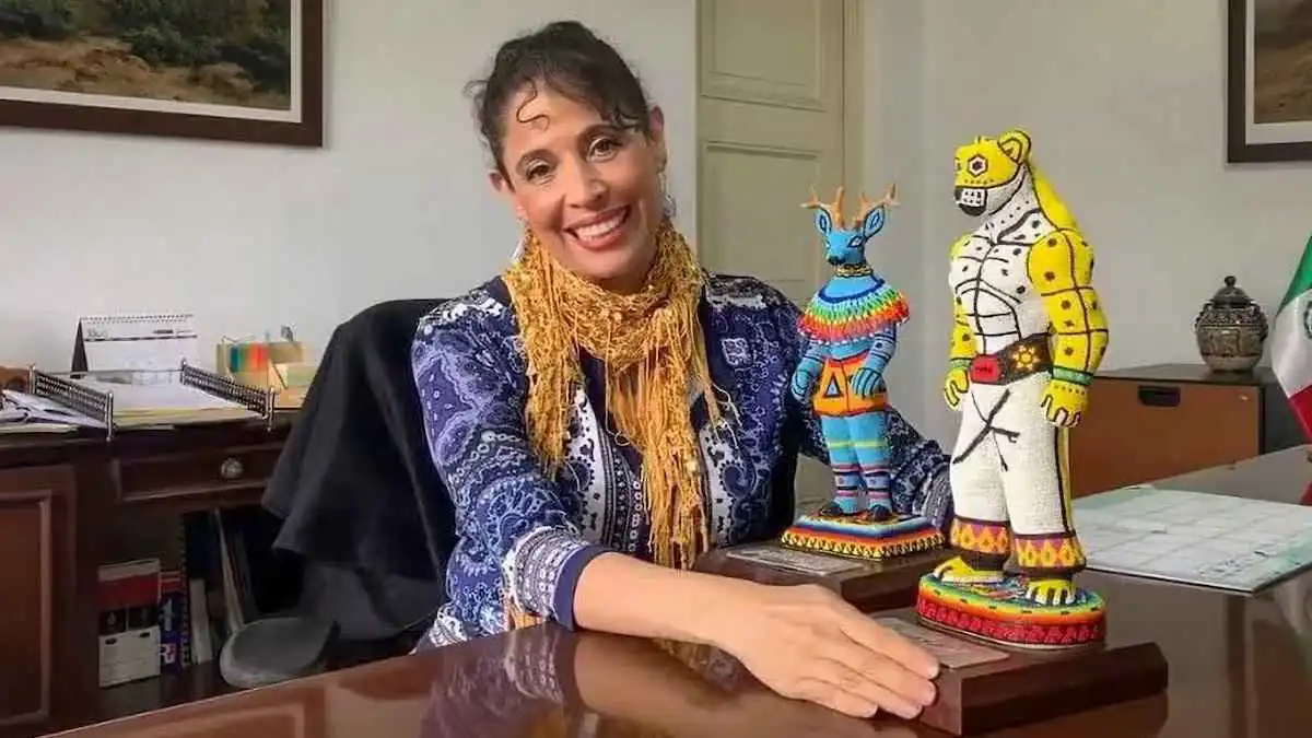 وسط قطيعة دبلوماسية.. كارلا أورنيلاس أرفع شخصية مكسيكية تغادر بيرو