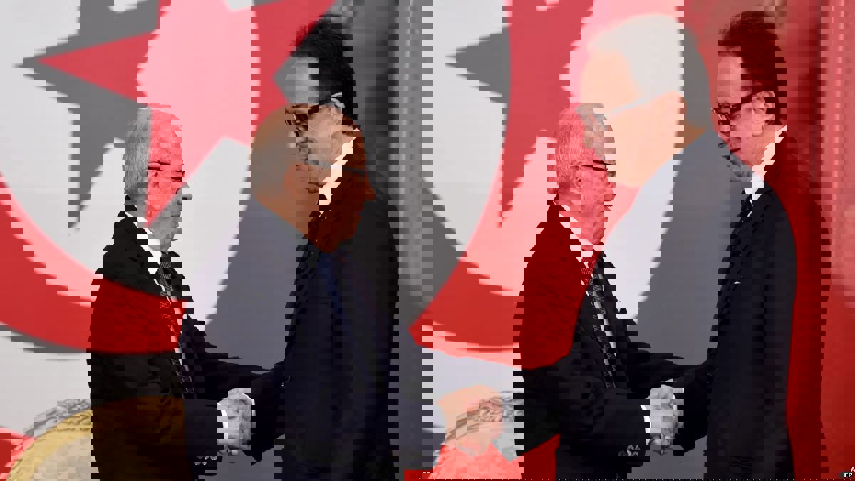 تونس.."معركة" في "النداء" للإطاحة بنجل "السبسي"