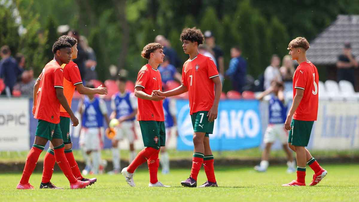 مارتينيز يعلّق على الظهور الأول لنجل كريستيانو رونالدو مع منتخب البرتغال