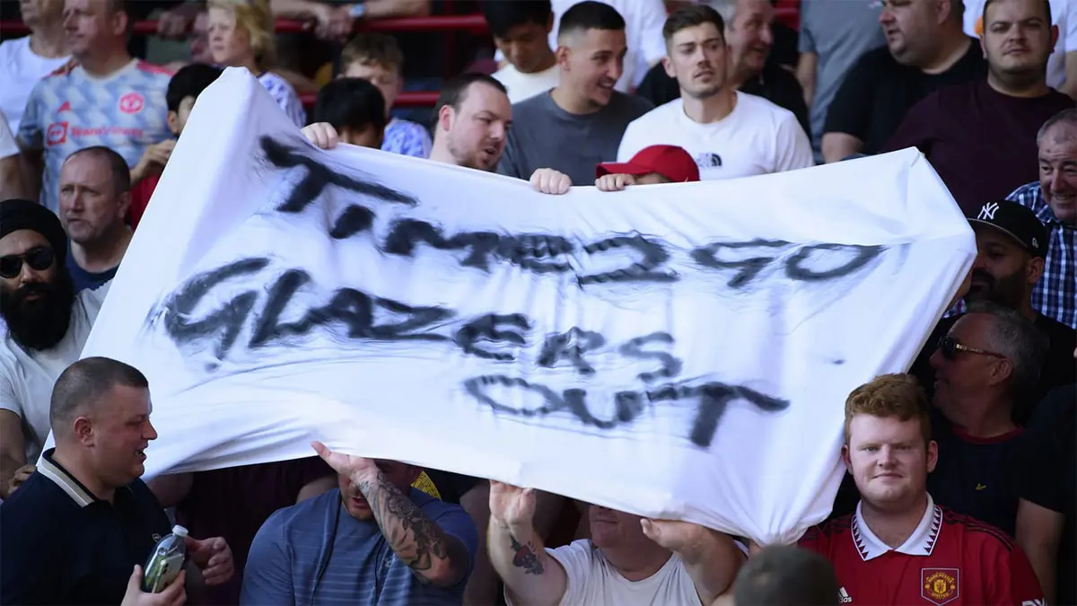 عائلة جليزر الأمريكية ترفض بيع مانشستر يونايتد للملياردير البريطاني جيم راتكليف