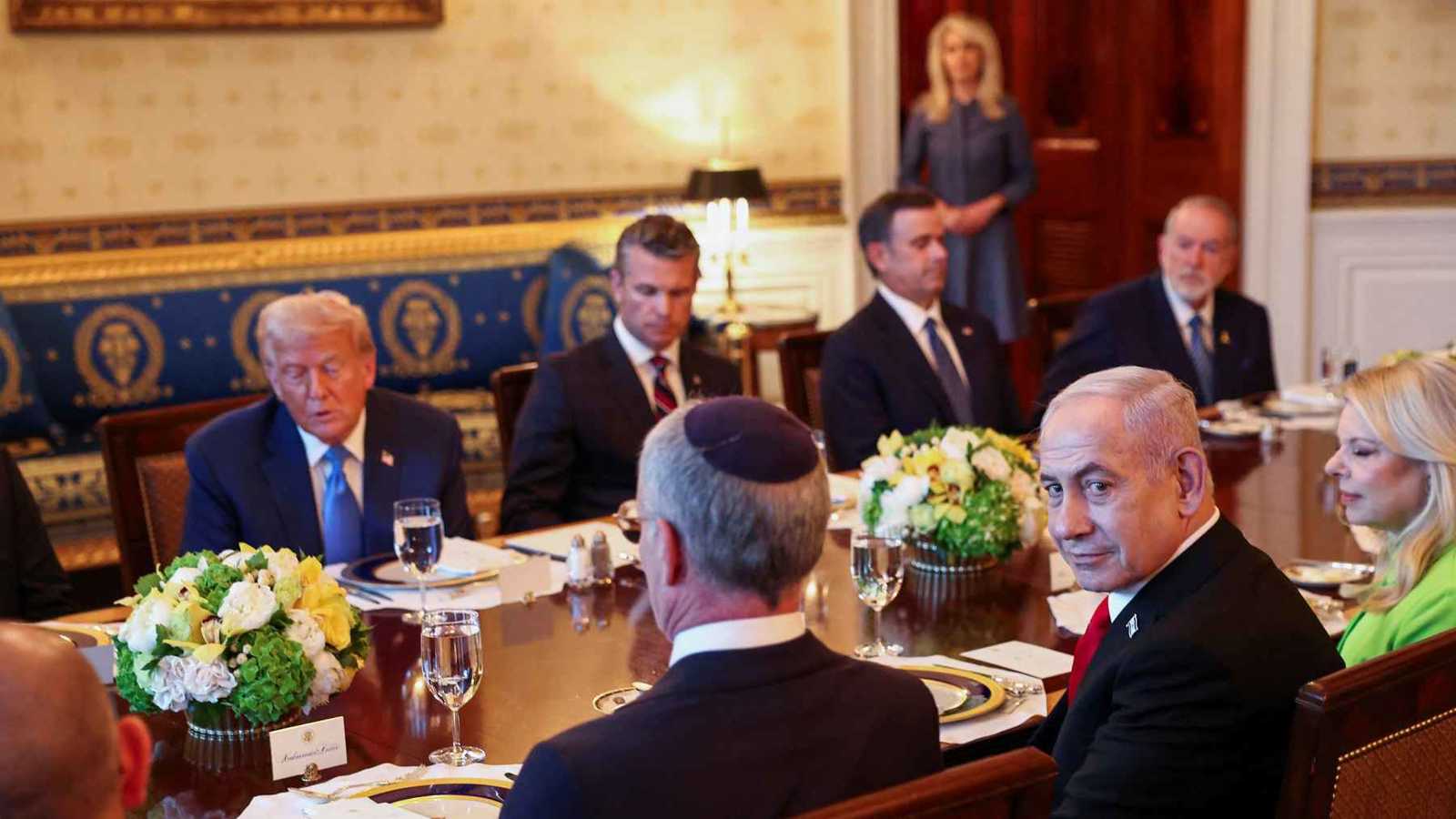 "في مراحلها النهائية".. ترامب يجاهد لإقناع نتنياهو بخطة إنهاء حرب غزة