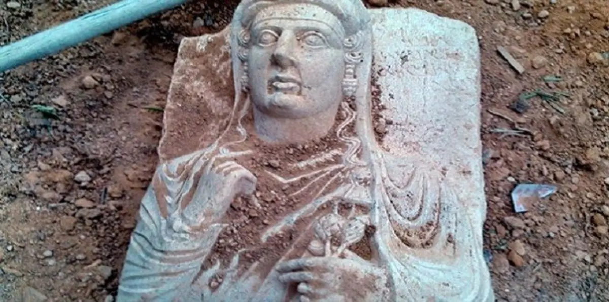 5 قطع أثرية سرقها "داعش" تعود للمتاحف في تدمر