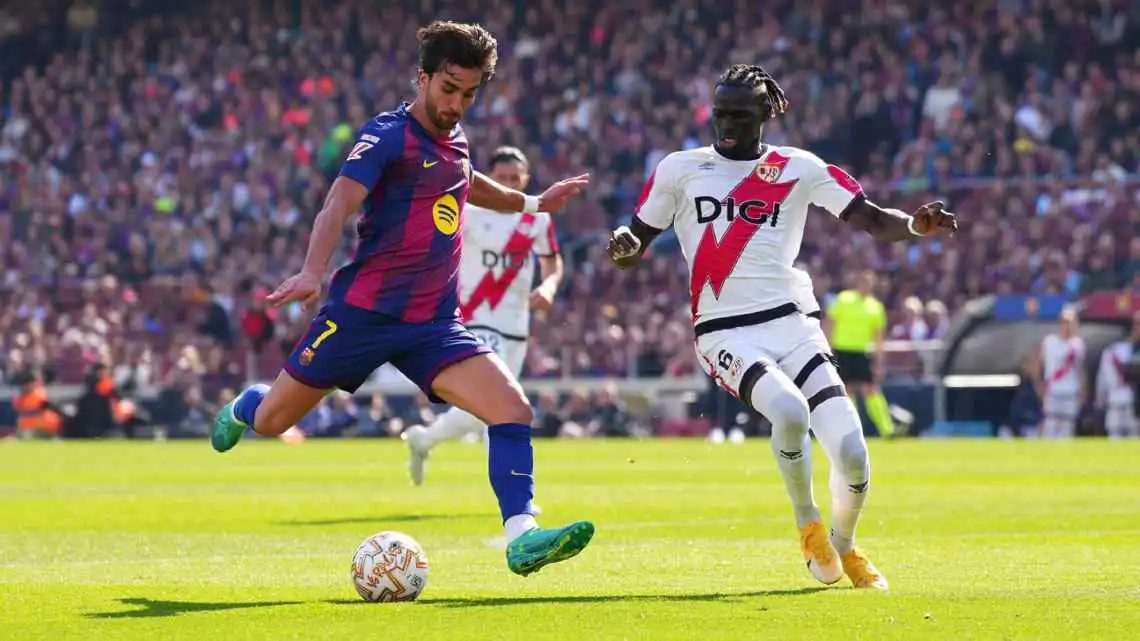 فيران توريس نجم برشلونة