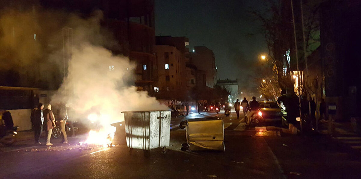 مقتل طالبين إيرانيين خلال المظاهرات المناهضة للنظام