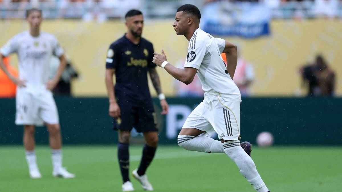 بعد تهديدات الفضيحة.. سر "رضوخ" مبابي لباريس سان جيرمان