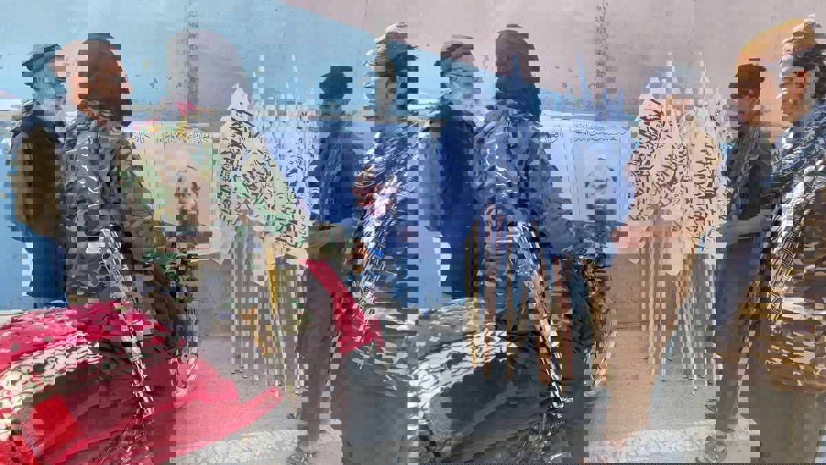 "جبهة تحرير أفغانستان" تعلن استهداف حراسة زعيم طالبان (فيديو) 