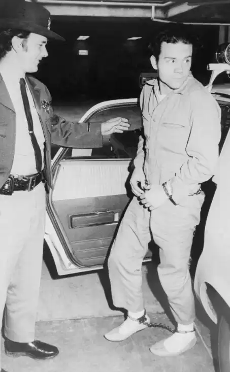 مولين عند القبض عليه