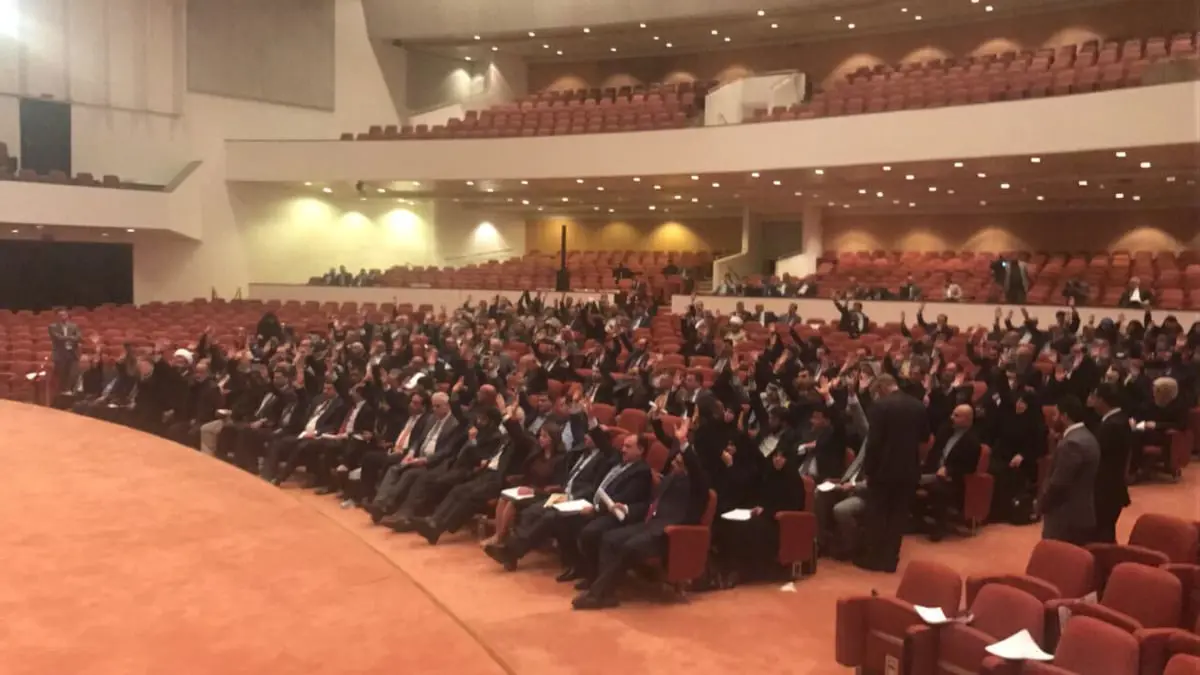 البرلمان العراقي يصوّت على قانون يجعل "الحشد الشعبي" هيئة رسمية