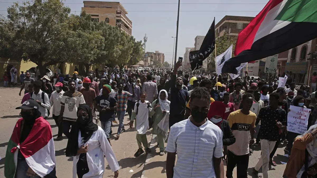 أطباء السودان: مقتل متظاهر في احتجاجات جديدة بأم درمان