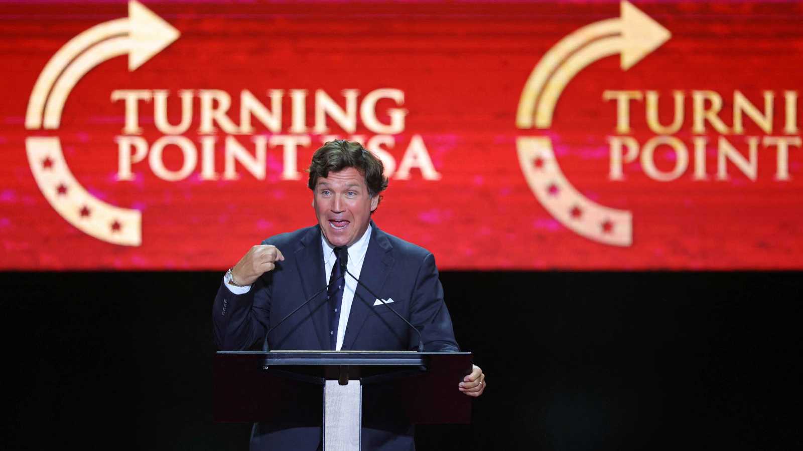 رُبطت باليهود.. تاكر كارلسون يثير ضجة حول "مؤامرة" لقتل كيرك (فيديو)