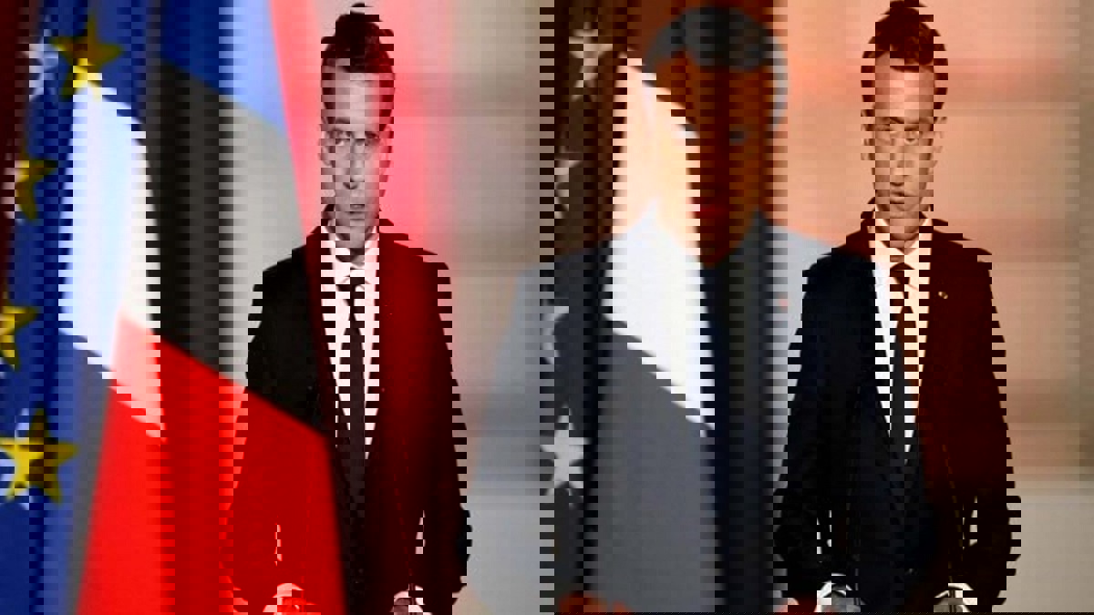 ماكرون يعلن عن قمة مرتقبة بين إيران وأمريكا