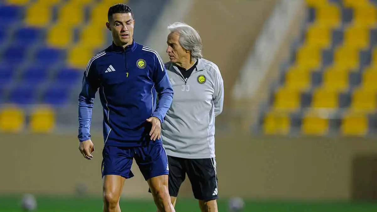 تصعيد جديد من جيسوس تضامنًا مع كريستيانو رونالدو