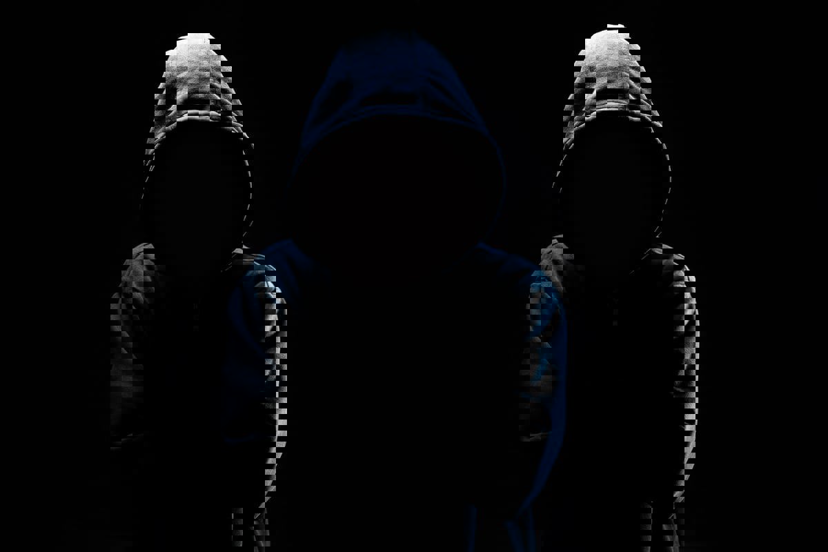 السعودية.. لص يكتشف أجهزة تتبع بمسروقاته فيضعها في مكان صادم (فيديو)