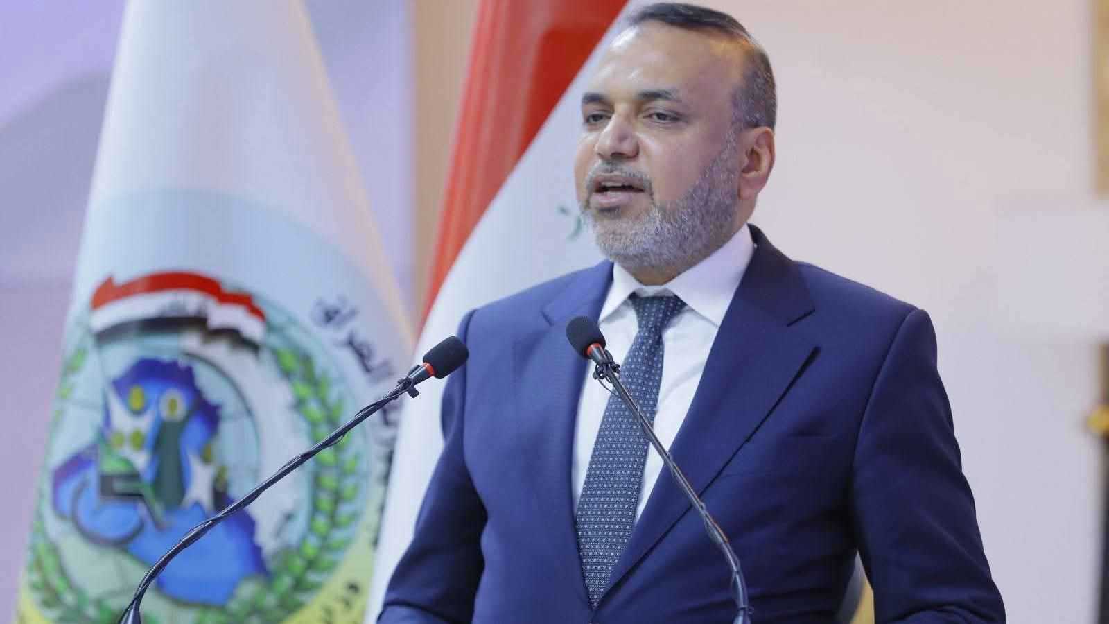 "سحب غير مبرر".. تقاذف التهم بعد اختفاء ملياري دولار في العراق