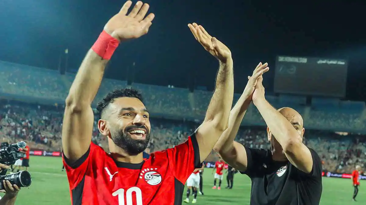 أول تعليق من حسام حسن على اقتراب محمد صلاح من تجاوز عدد أهدافه