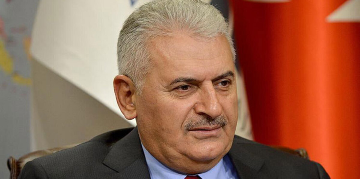 رسميًا.. بن علي يلدريم يخلف أوغلو في رئاسة الحزب والحكومة